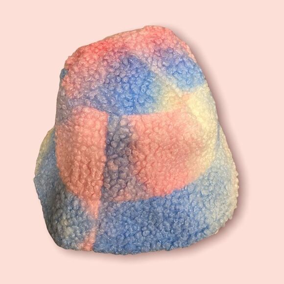 Bucket Hat Rainbow Color winter, fall, fluffy warm faux fur - Picture 8 of 12